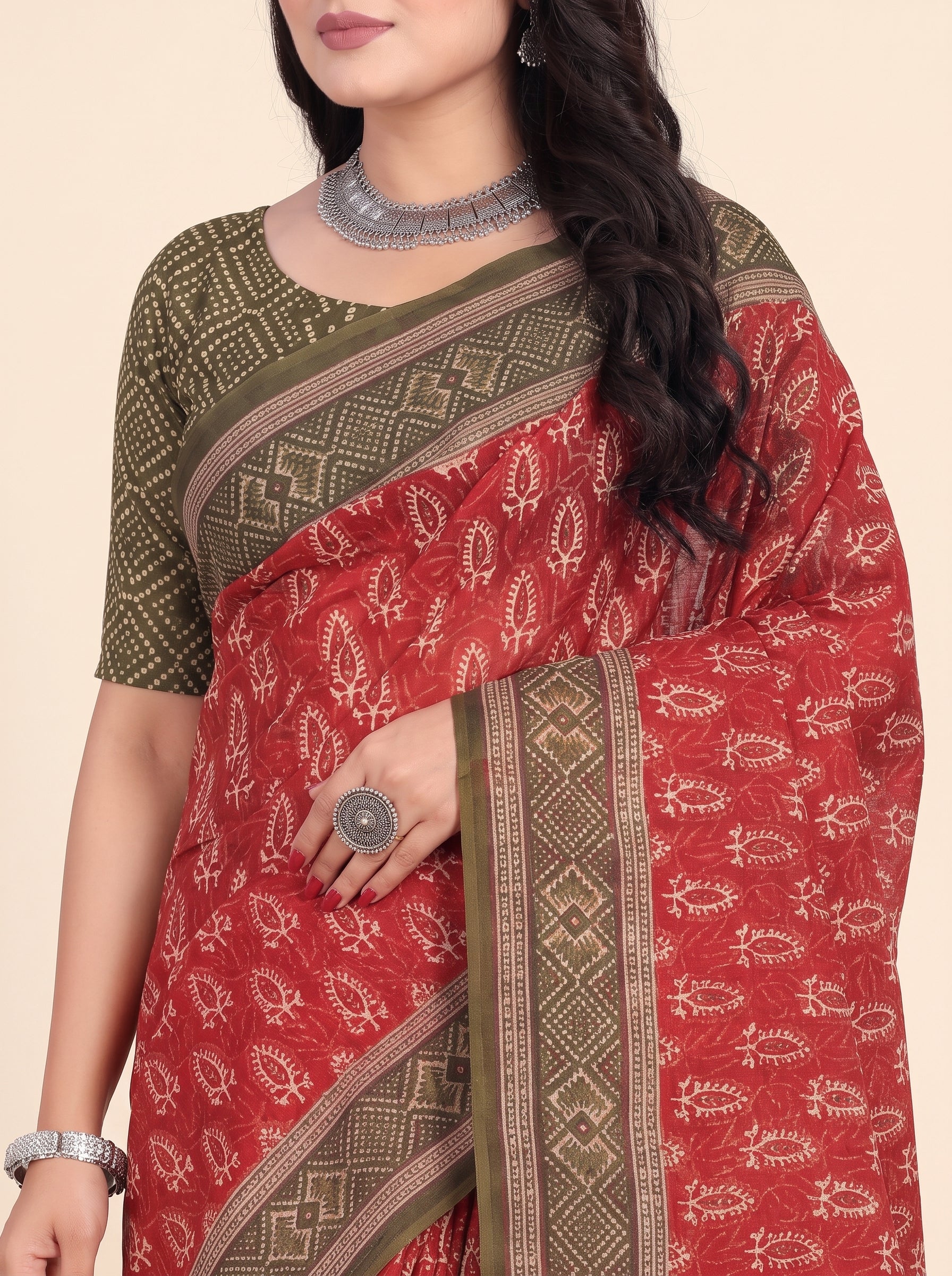 Shared pallu close-up [sku:KN-68881]