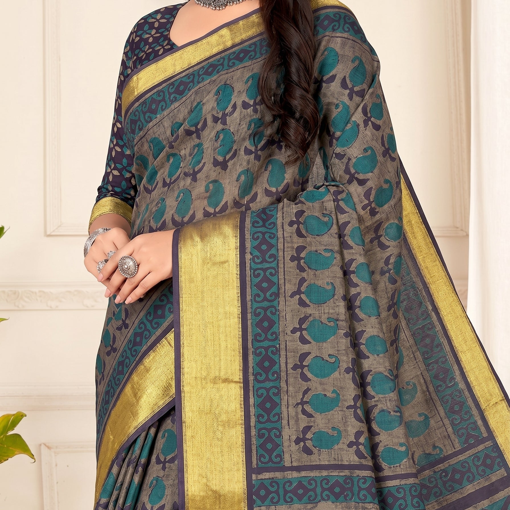 Pallu close-up [sku:KN-65908]