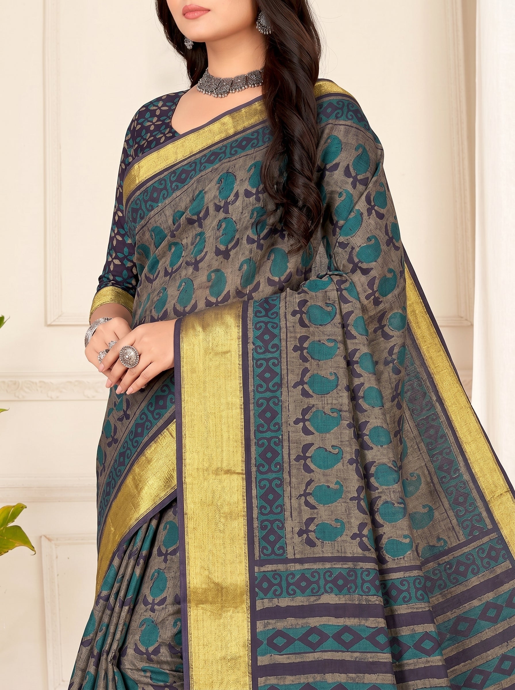 Pallu close-up [sku:KN-65908]