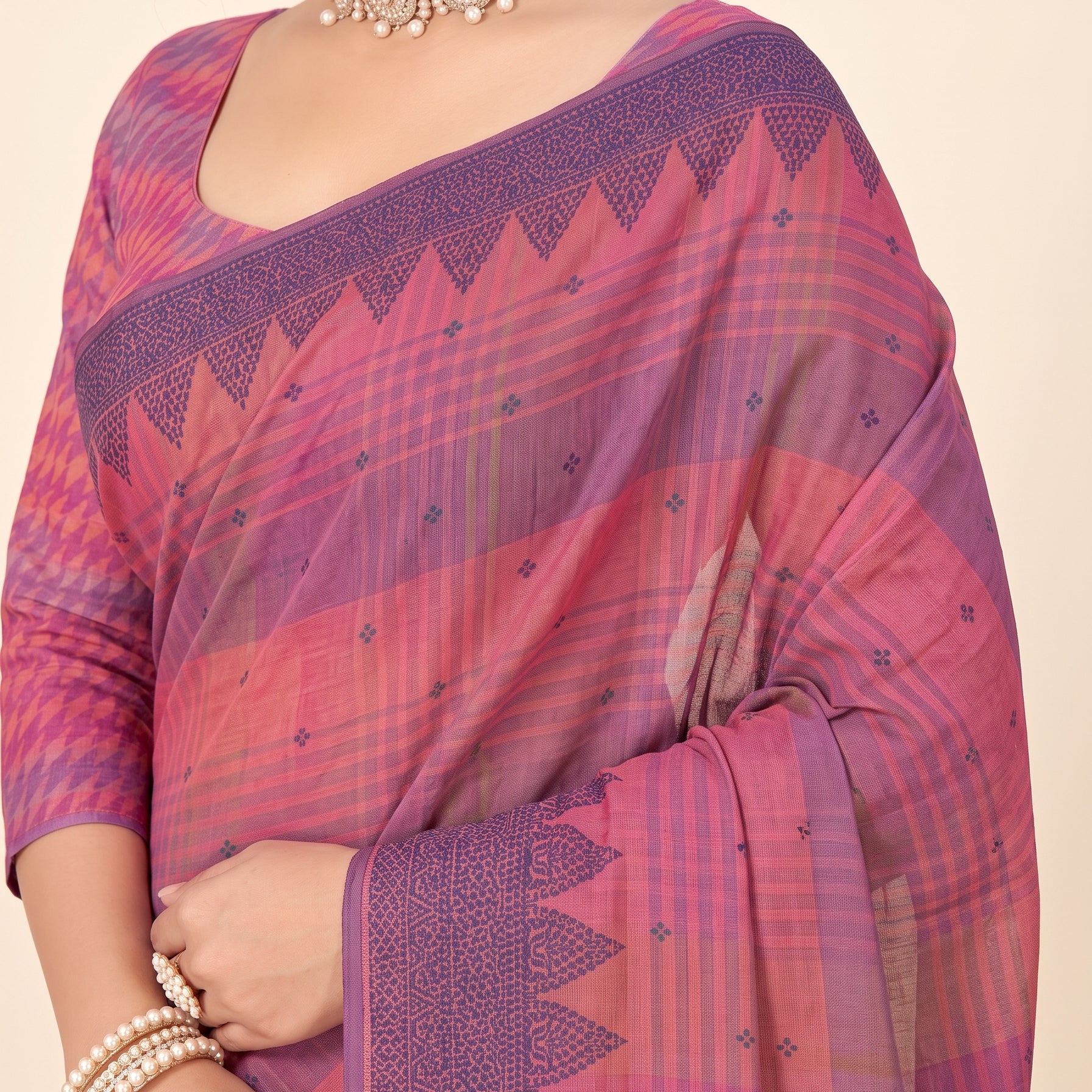 Pallu close-up [sku:KN-69131]