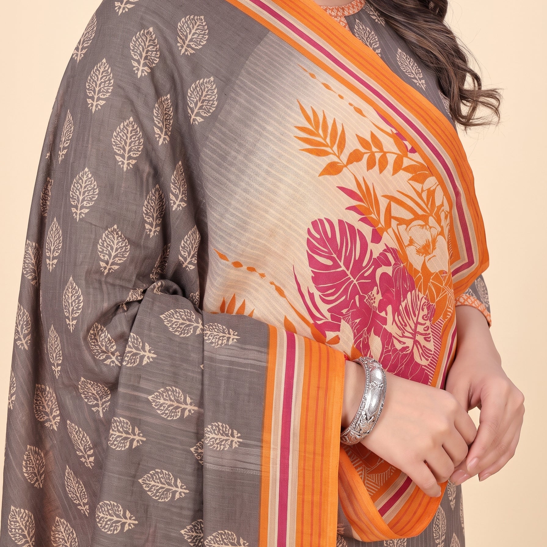 Pallu close-up [sku:KN-62686]