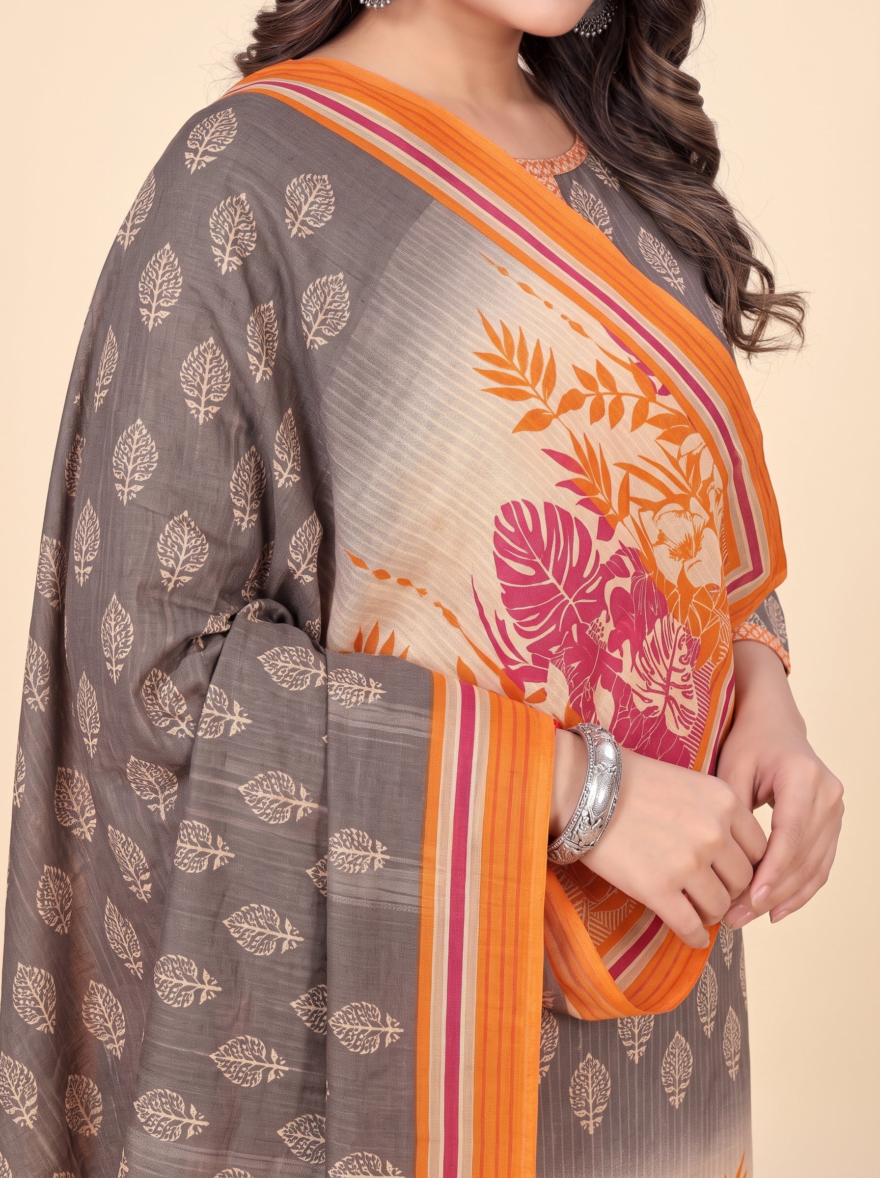 Pallu close-up [sku:KN-62686]