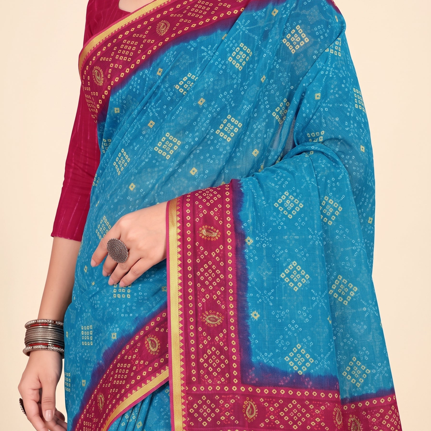 Shared pallu close-up [sku:KN-65591]