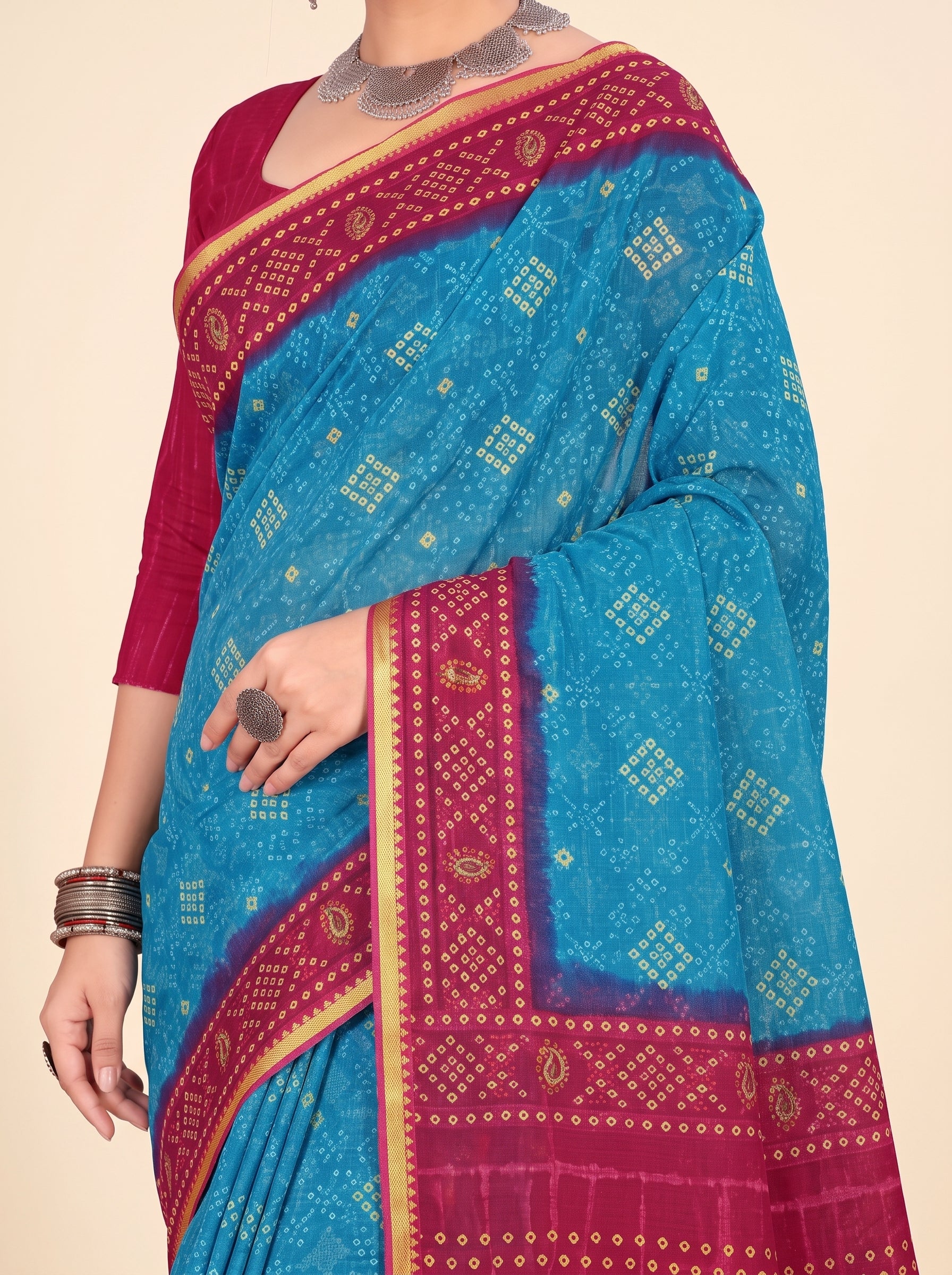 Shared pallu close-up [sku:KN-65591]