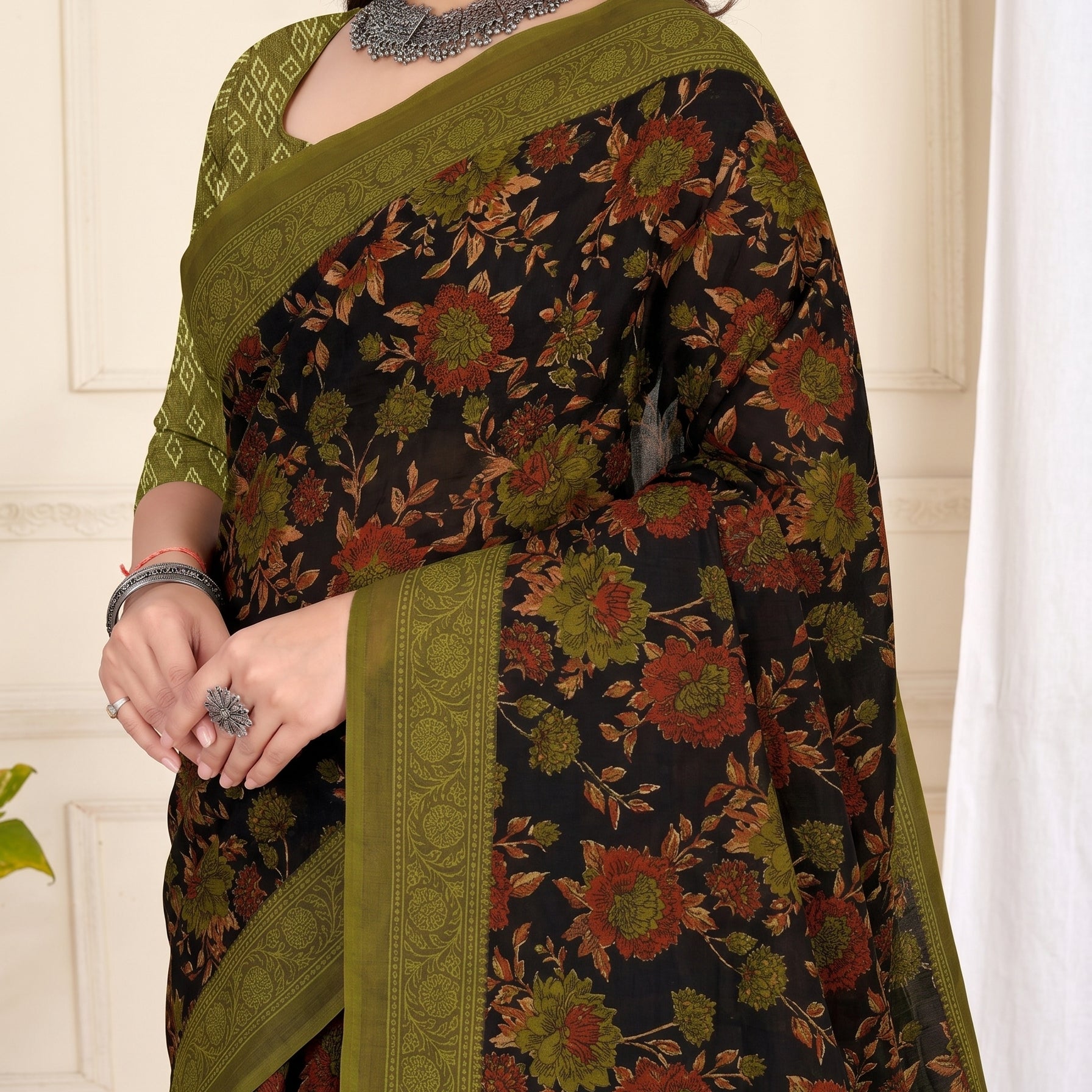 Pallu close-up
