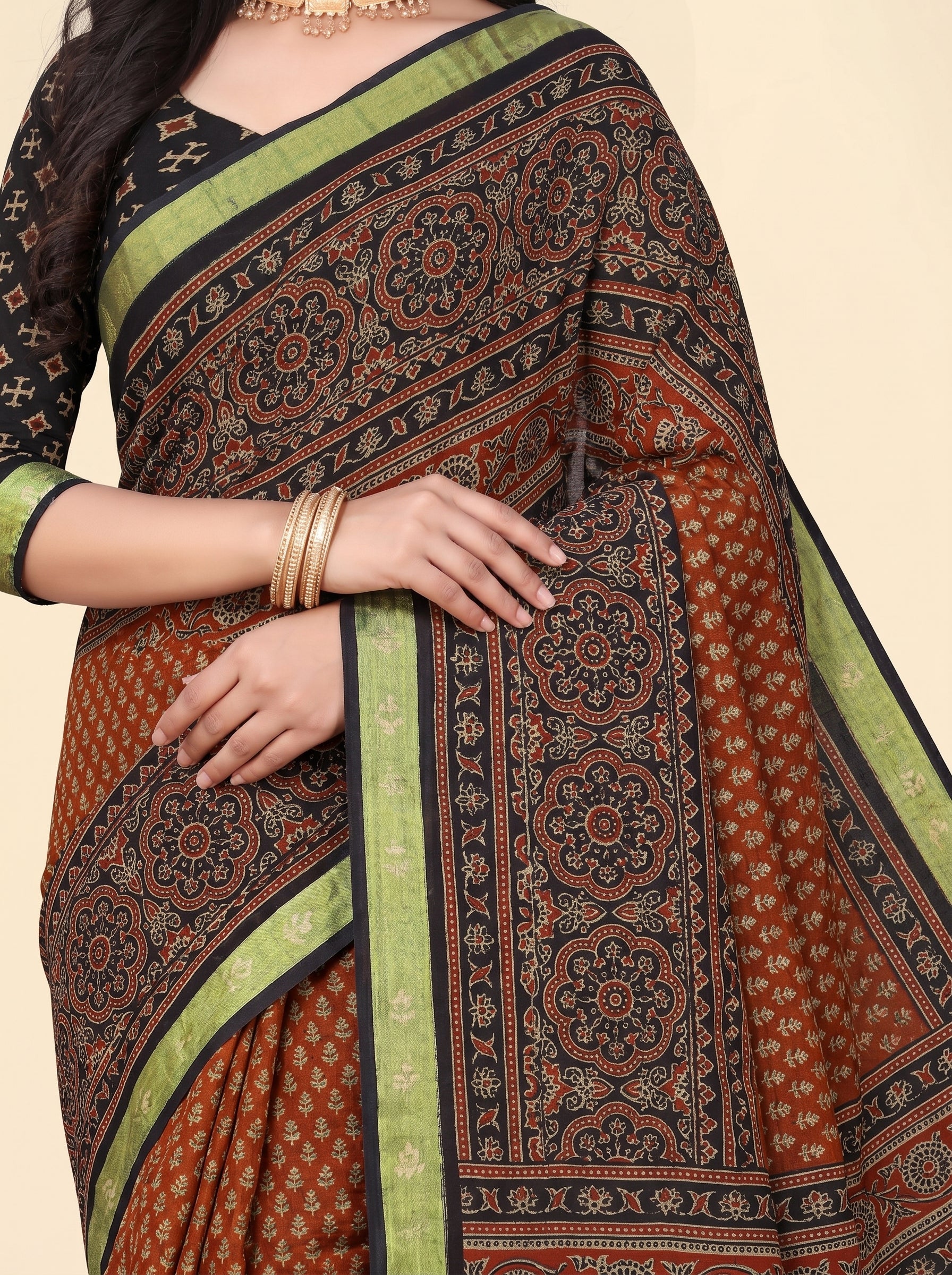 Pallu close-up