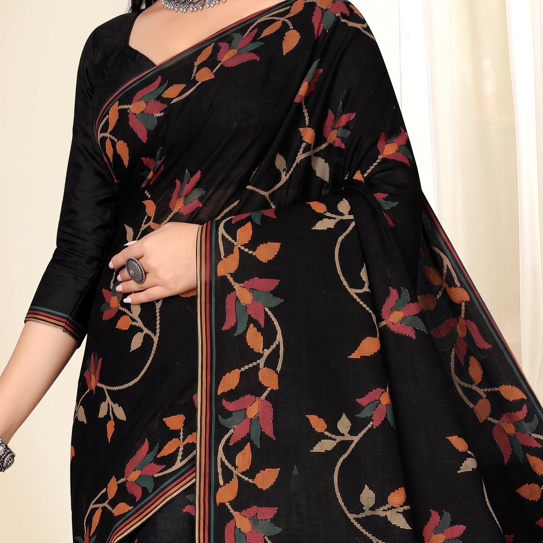 Pallu close-up [sku:KN-50771]