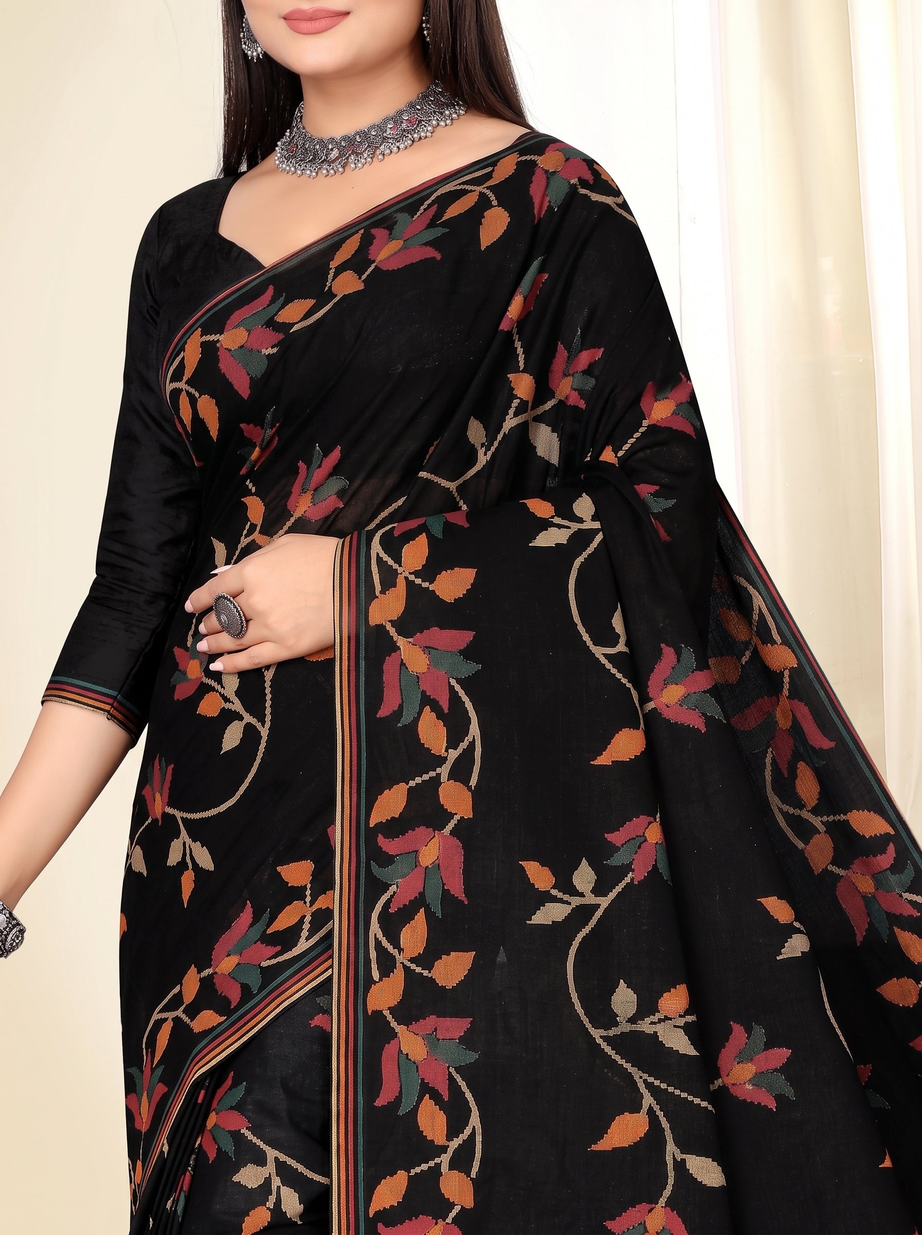 Pallu close-up [sku:KN-50771]
