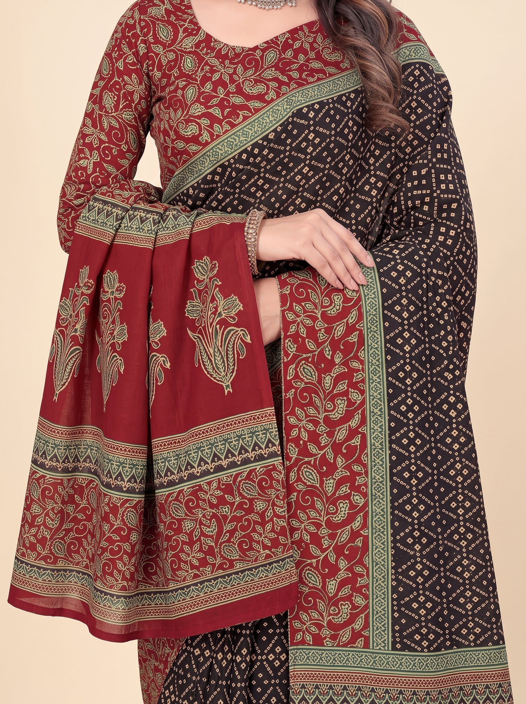Shared pallu close-up [sku:BV-23253]
