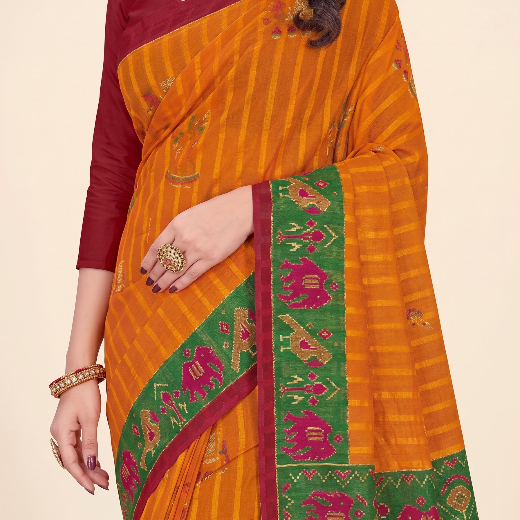 Shared pallu close-up [sku:BV-25033]