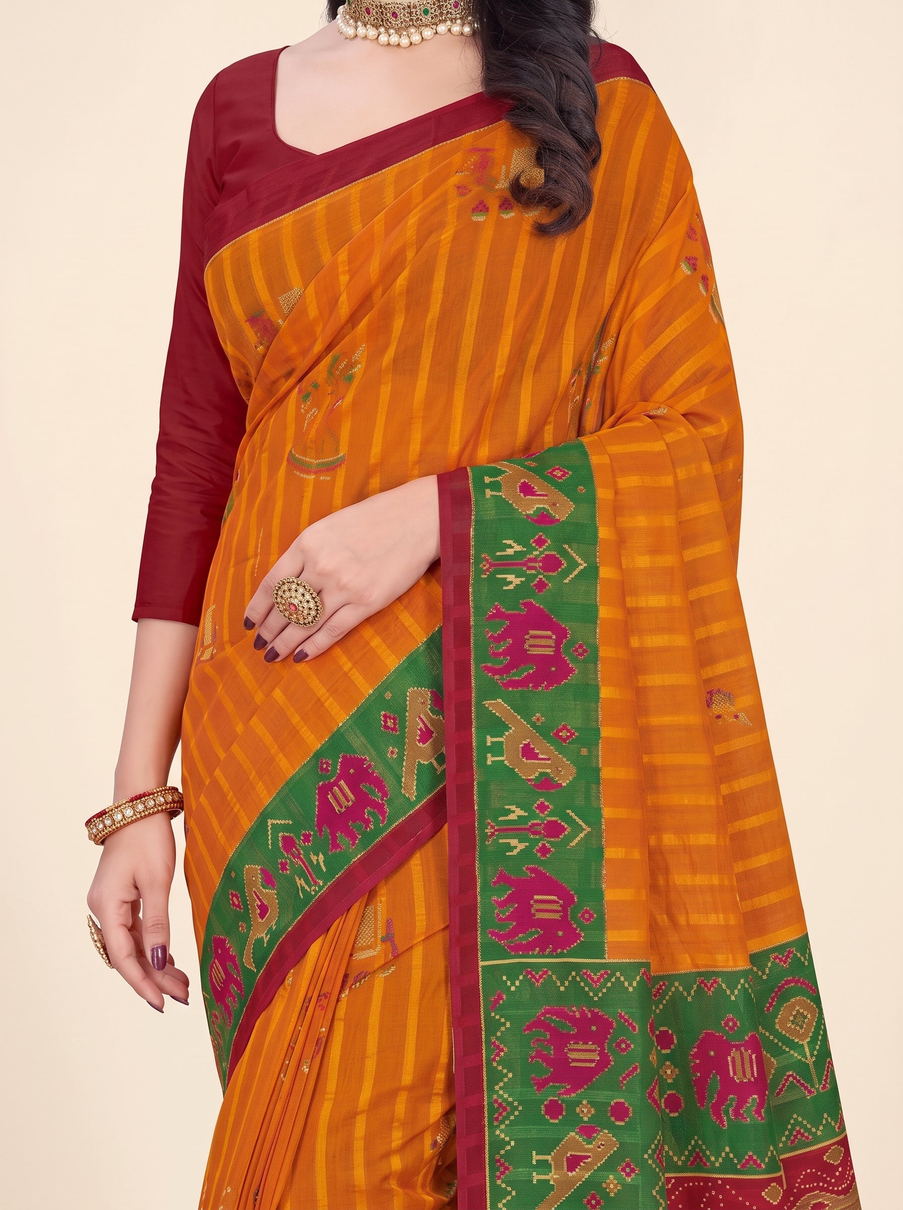 Shared pallu close-up [sku:BV-25033]