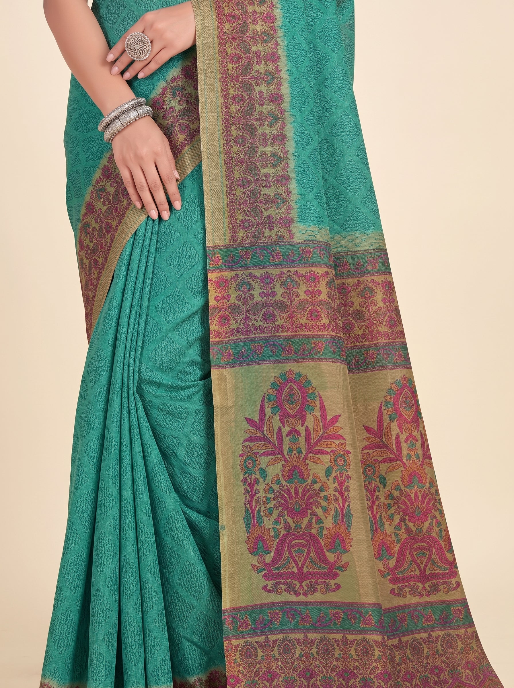 Pallu close-up [sku:KN-69180]