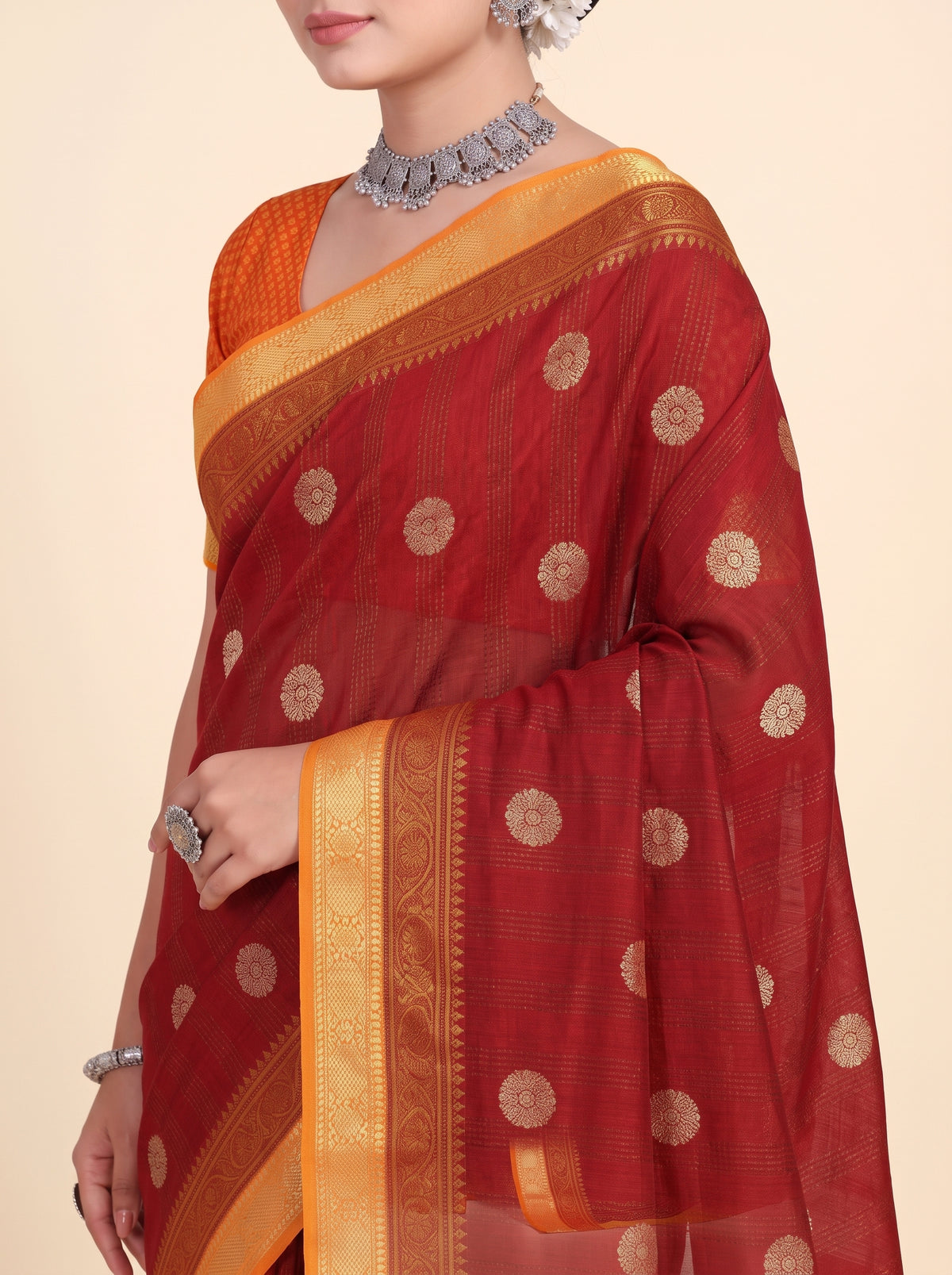 Pallu close-up [sku:KN-68164]