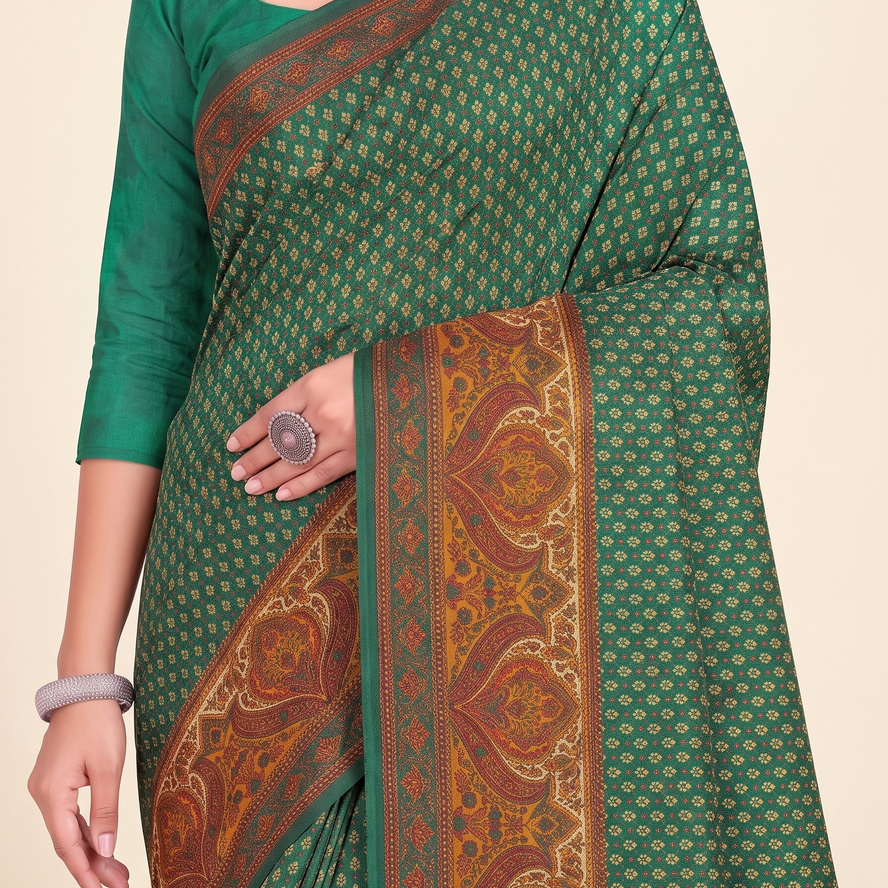 Shared pallu close-up [sku:KN-69261]