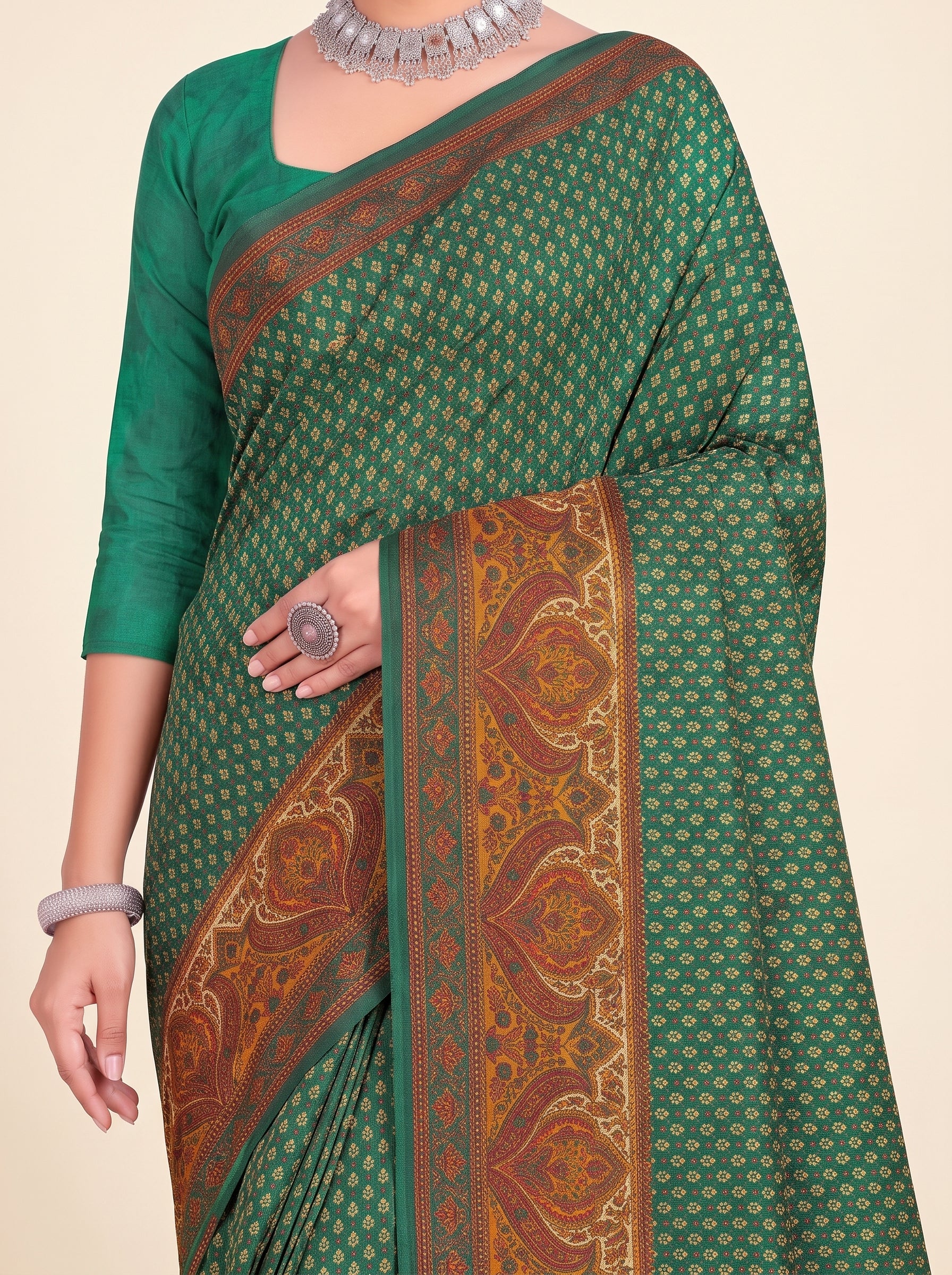 Shared pallu close-up [sku:KN-69261]