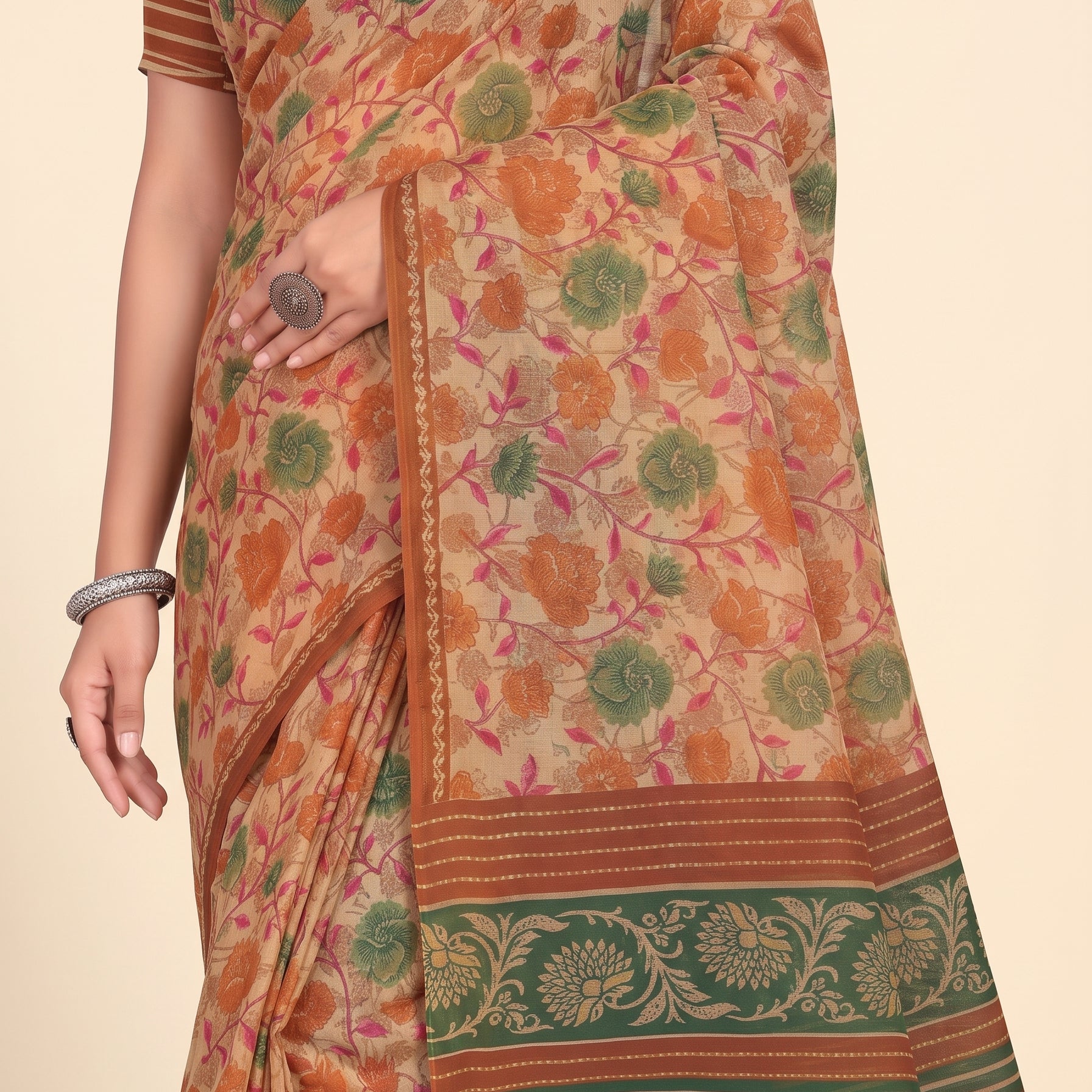 Shared pallu close-up [sku:KN-68132]