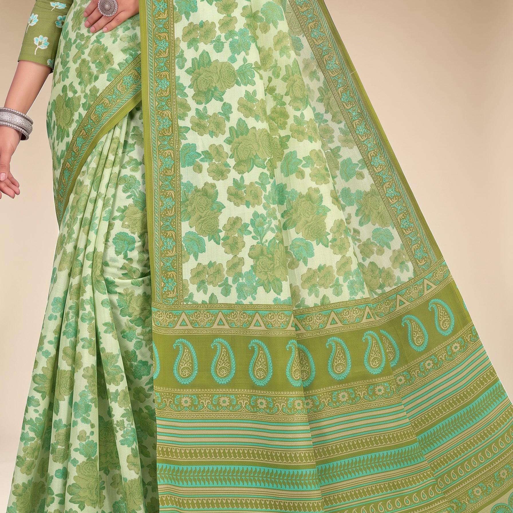 Shared pallu close-up [sku:KN-66610]
