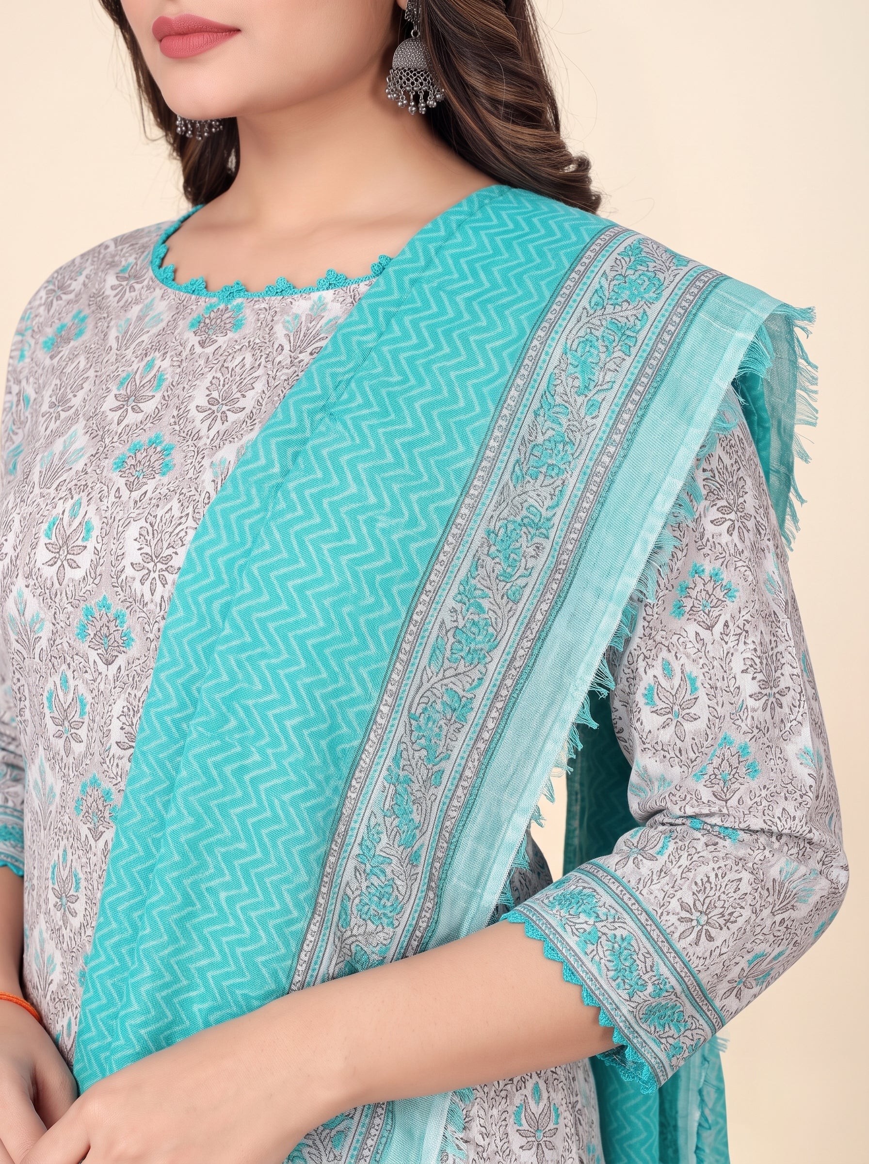 Pallu close-up [sku:KN-62676]
