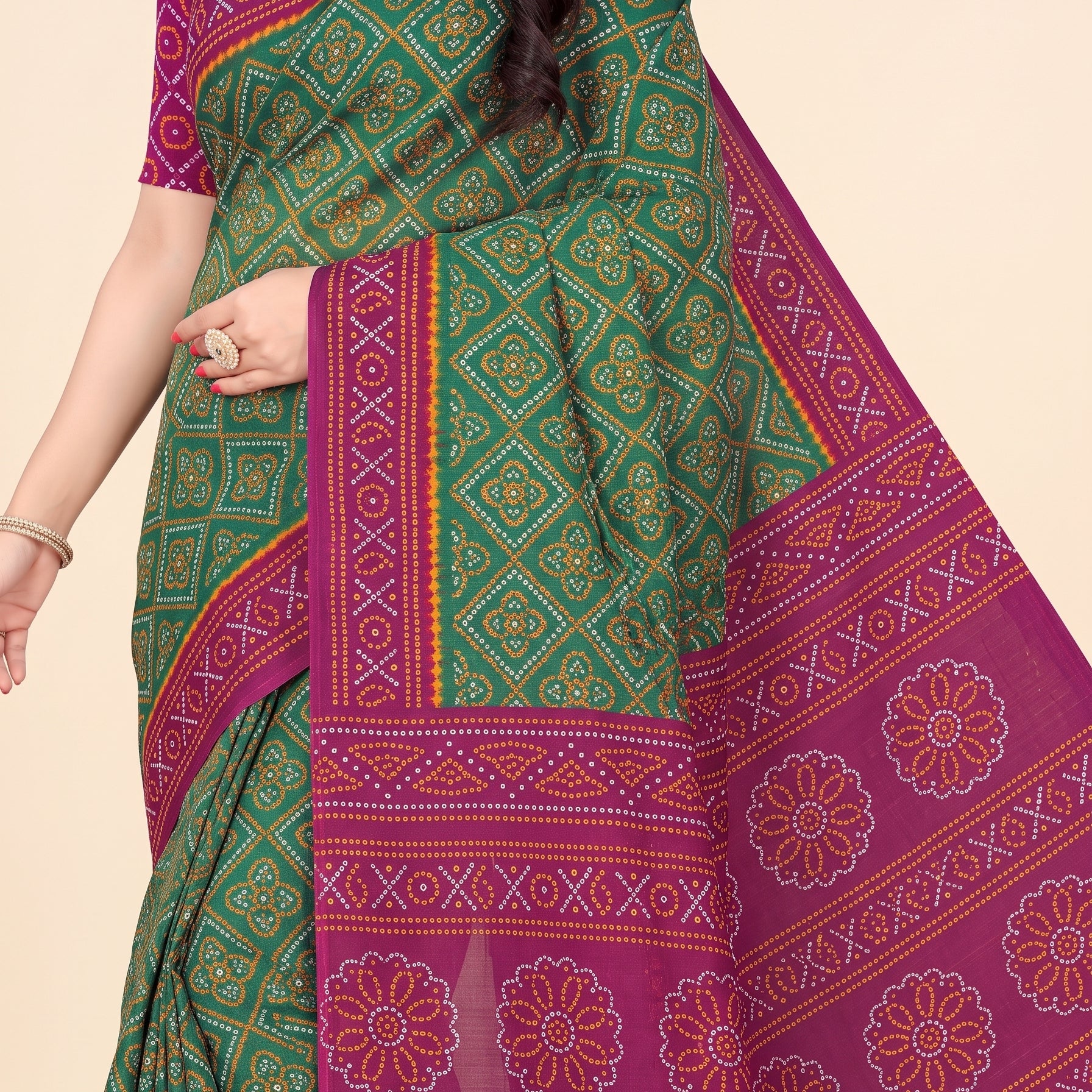 Shared pallu close-up [sku:KN-51898]