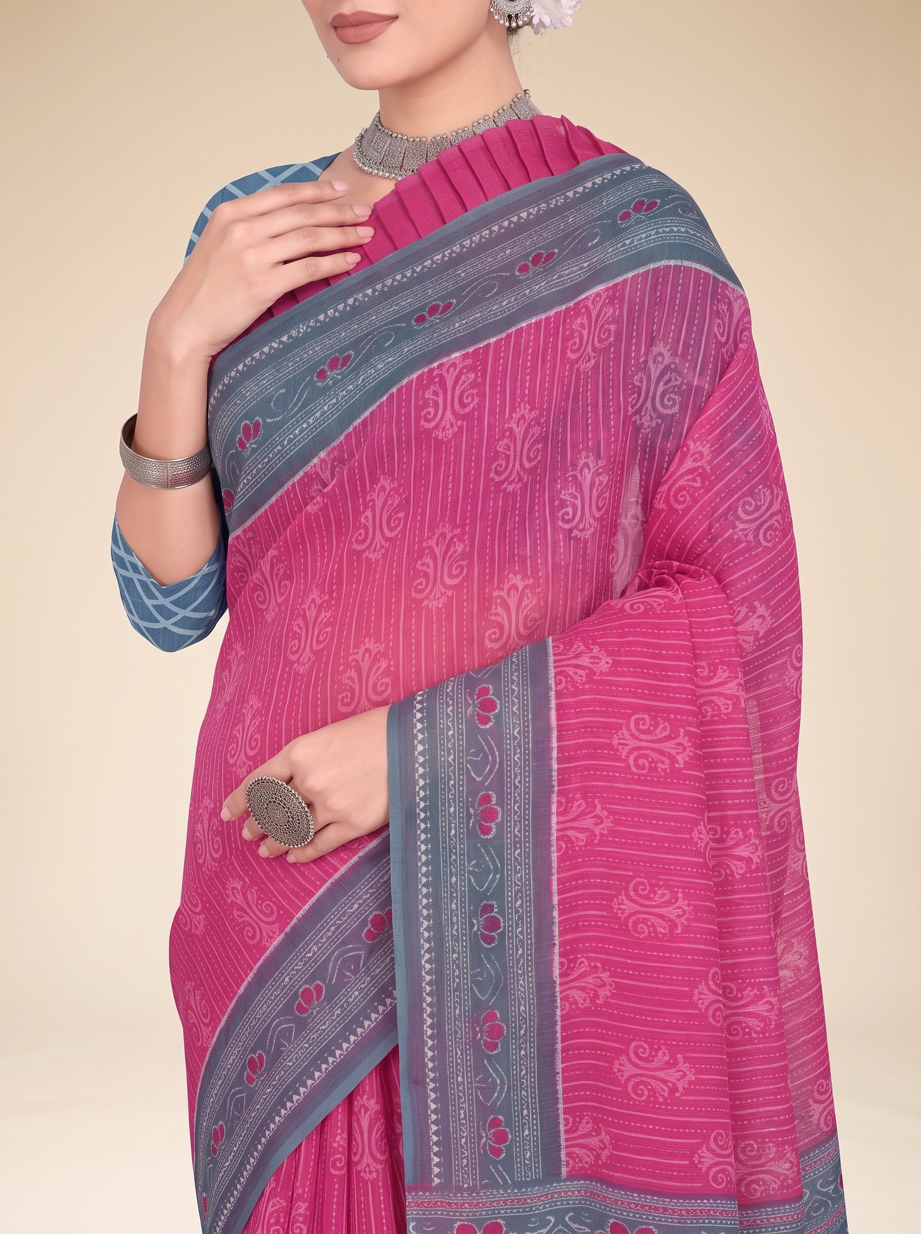 Shared pallu close-up [sku:KN-67468]