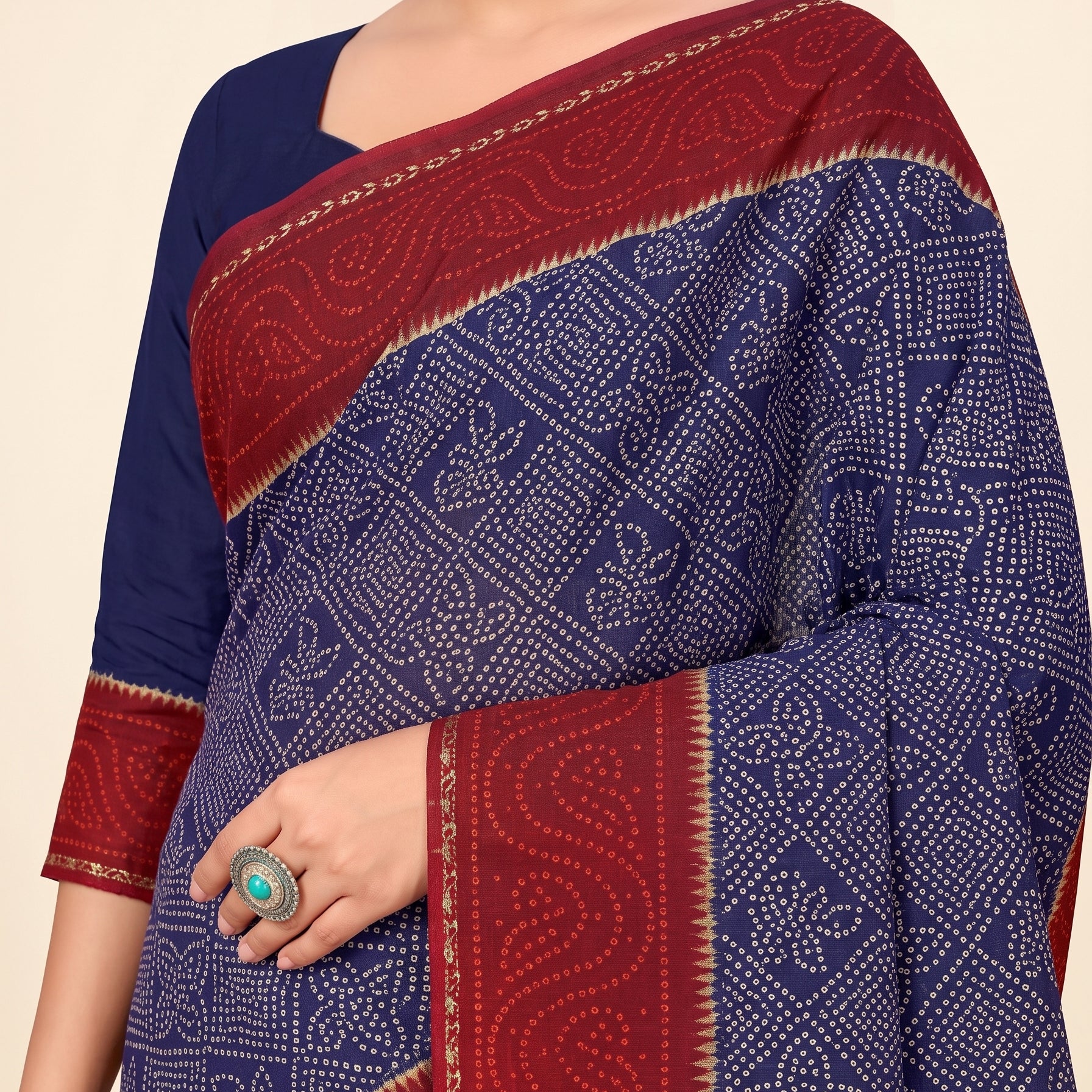 Shared pallu close-up [sku:KN-66796]