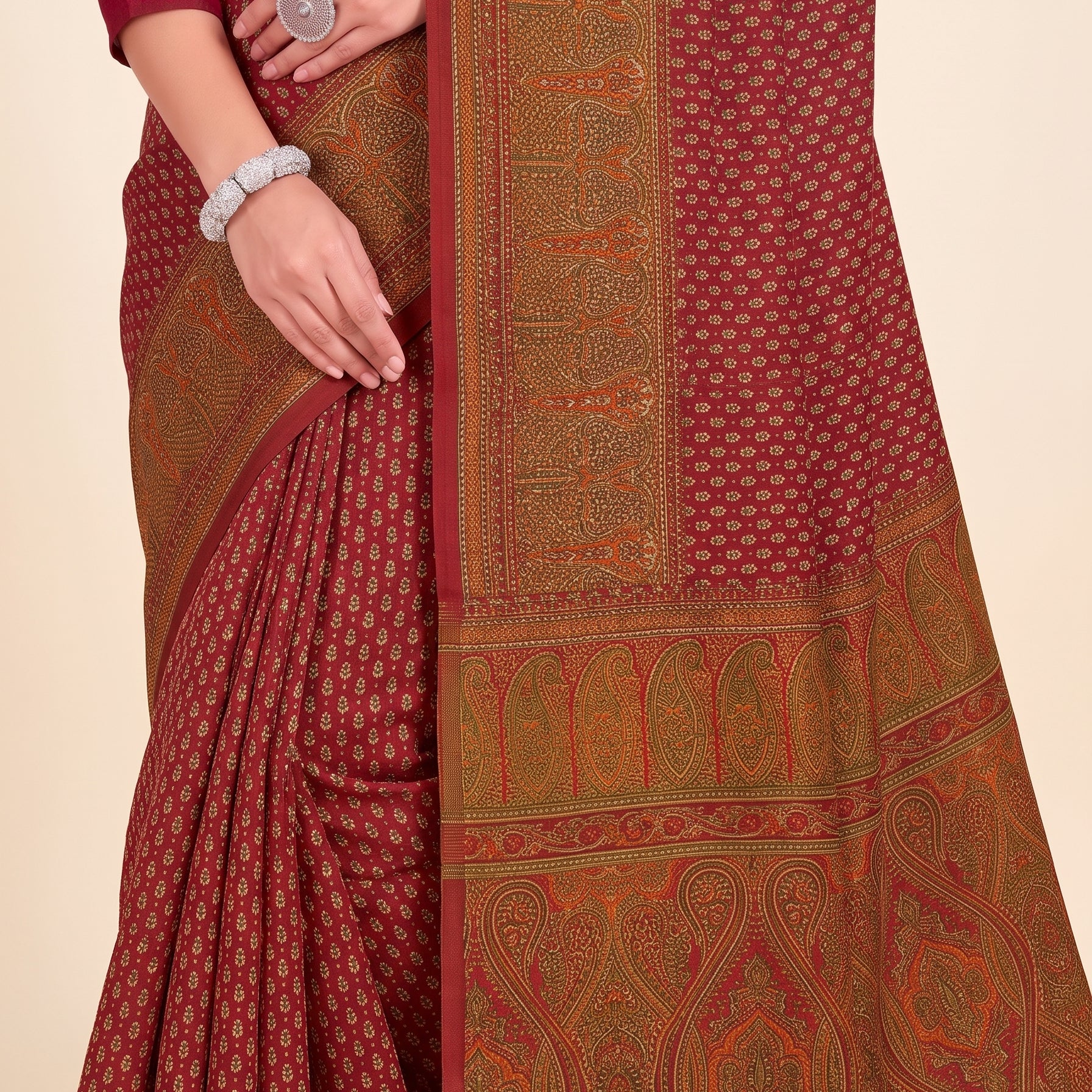 Shared pallu close-up [sku:KN-69268]