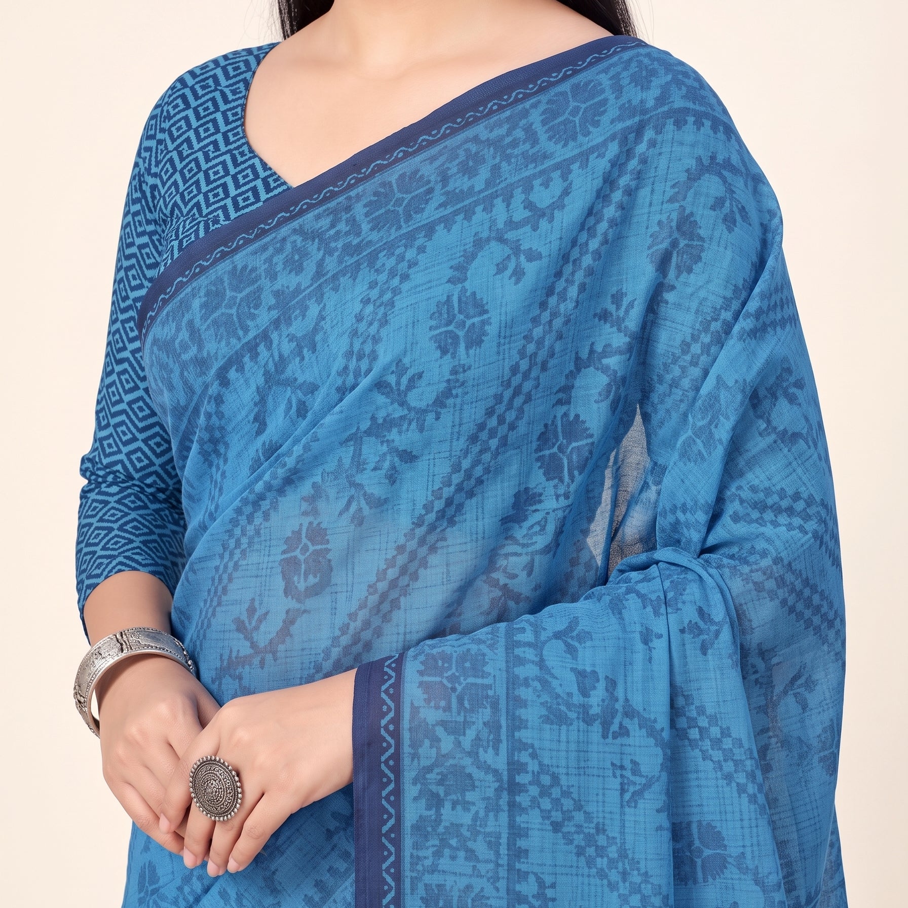 Pallu close-up [sku:KN-68086]