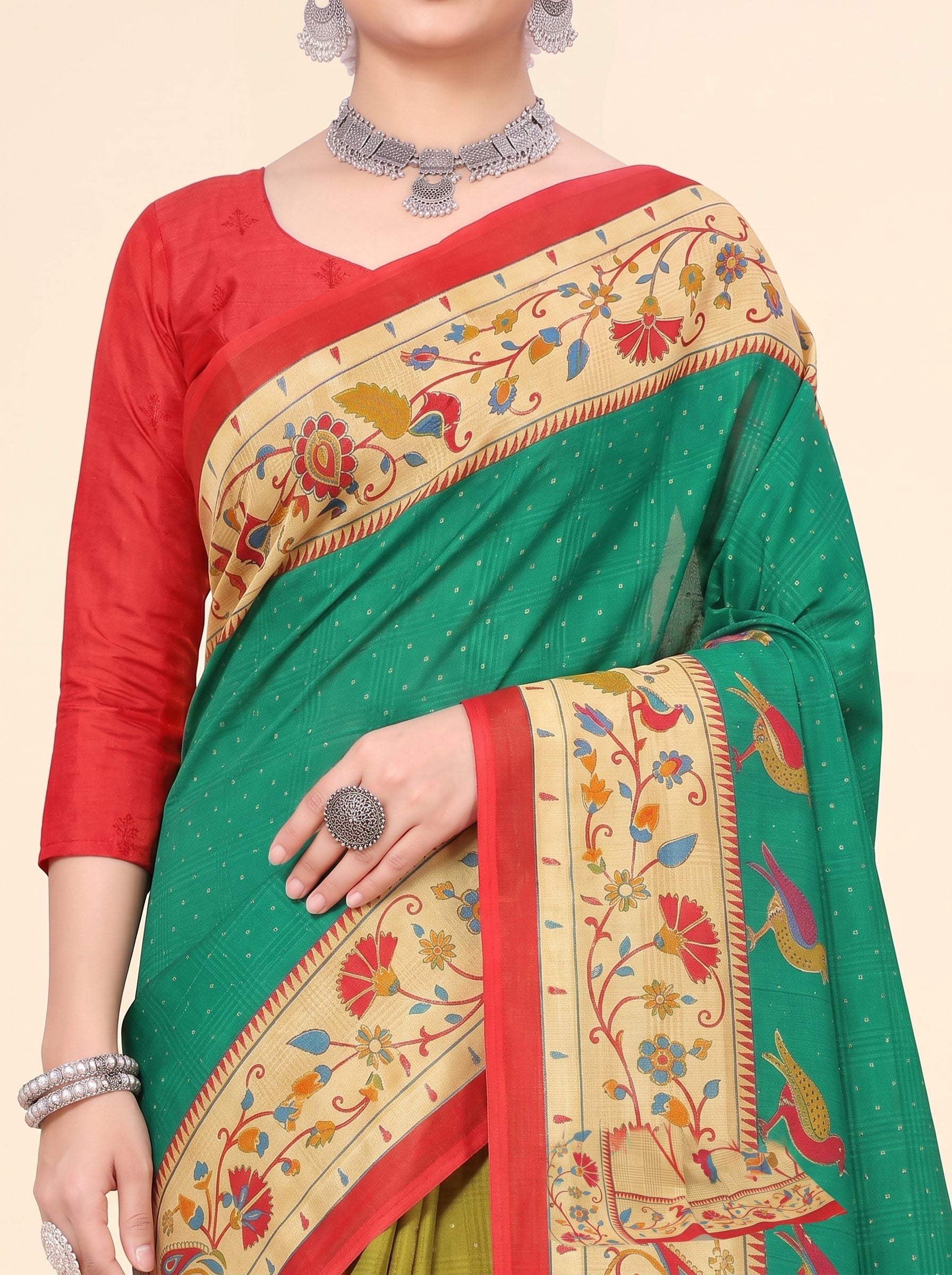 Pallu close-up [sku:KN-59277]