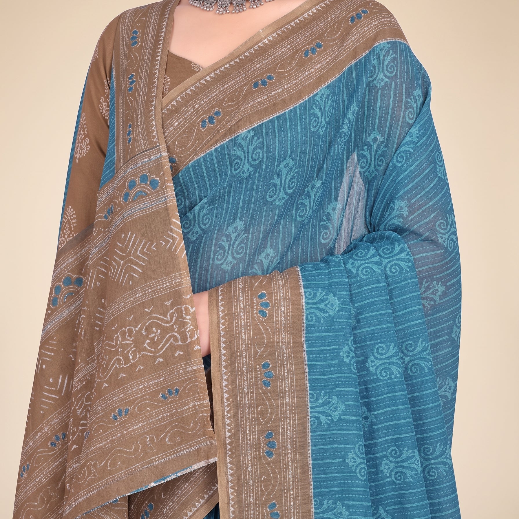 Shared pallu close-up [sku:KN-67469]
