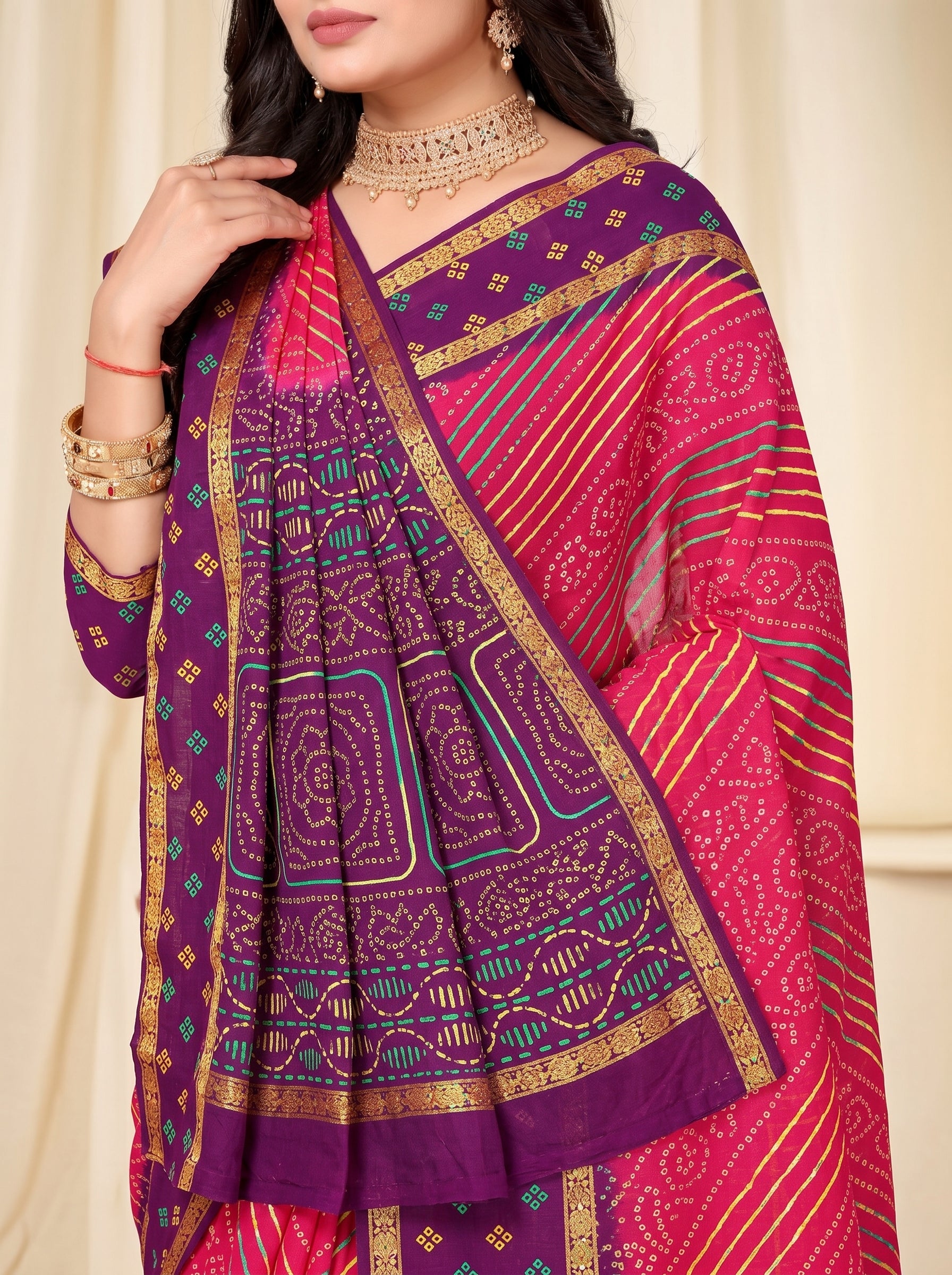 Shared pallu close-up