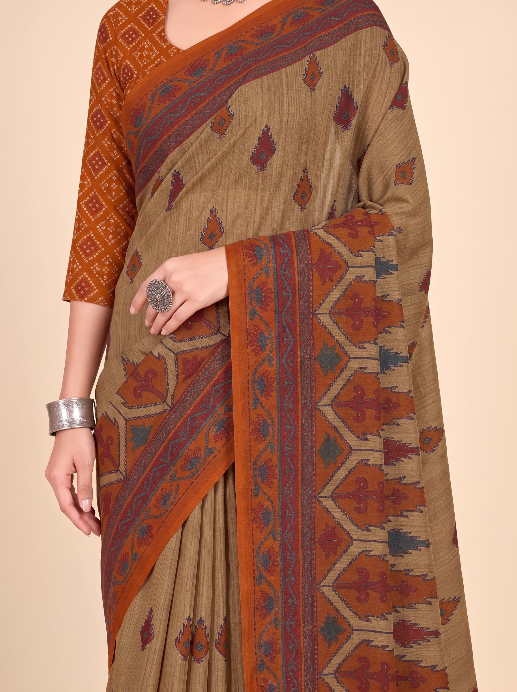 Pallu close-up [sku:KN-67476]