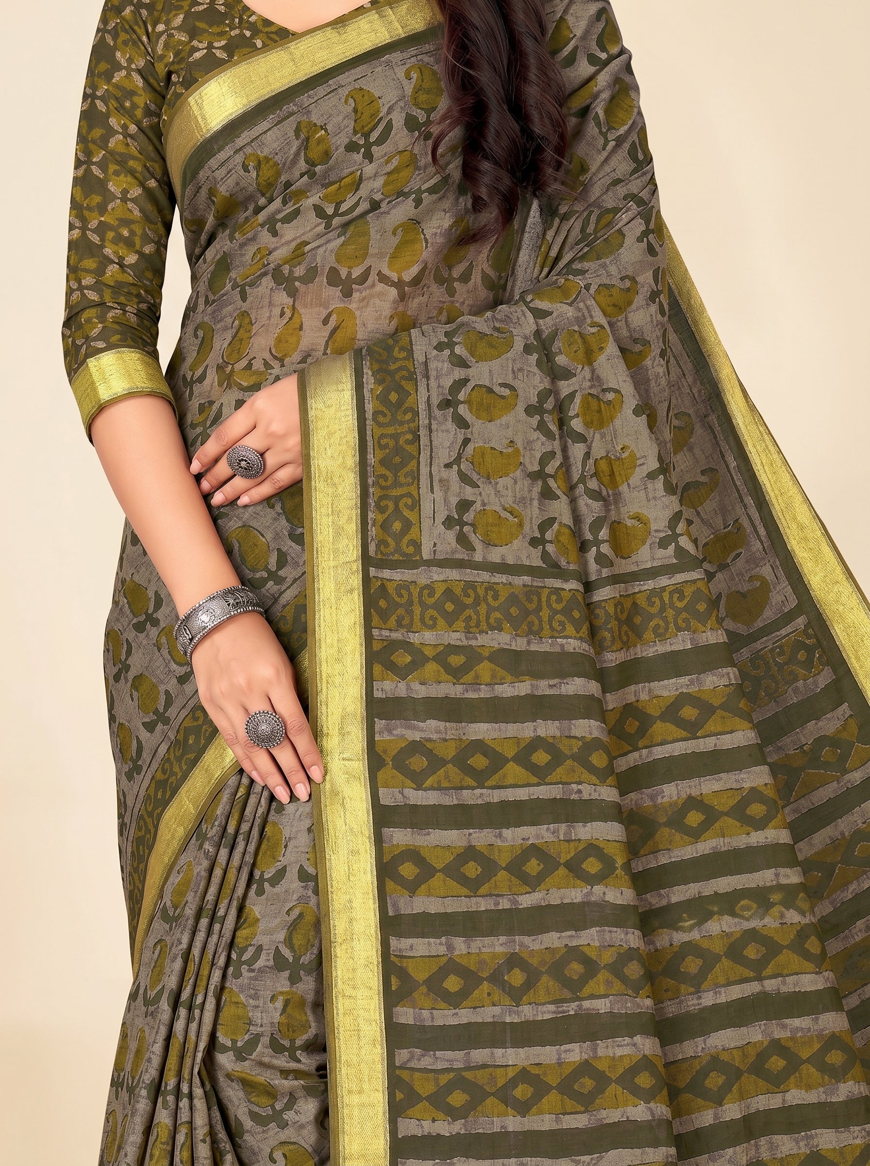 Pallu close-up [sku:KN-65906]