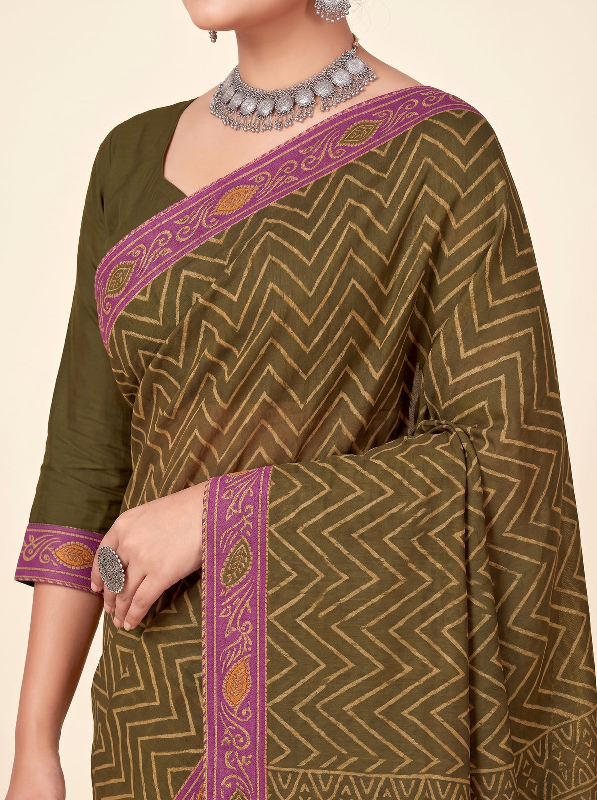 Pallu close-up [sku:KN-66812]