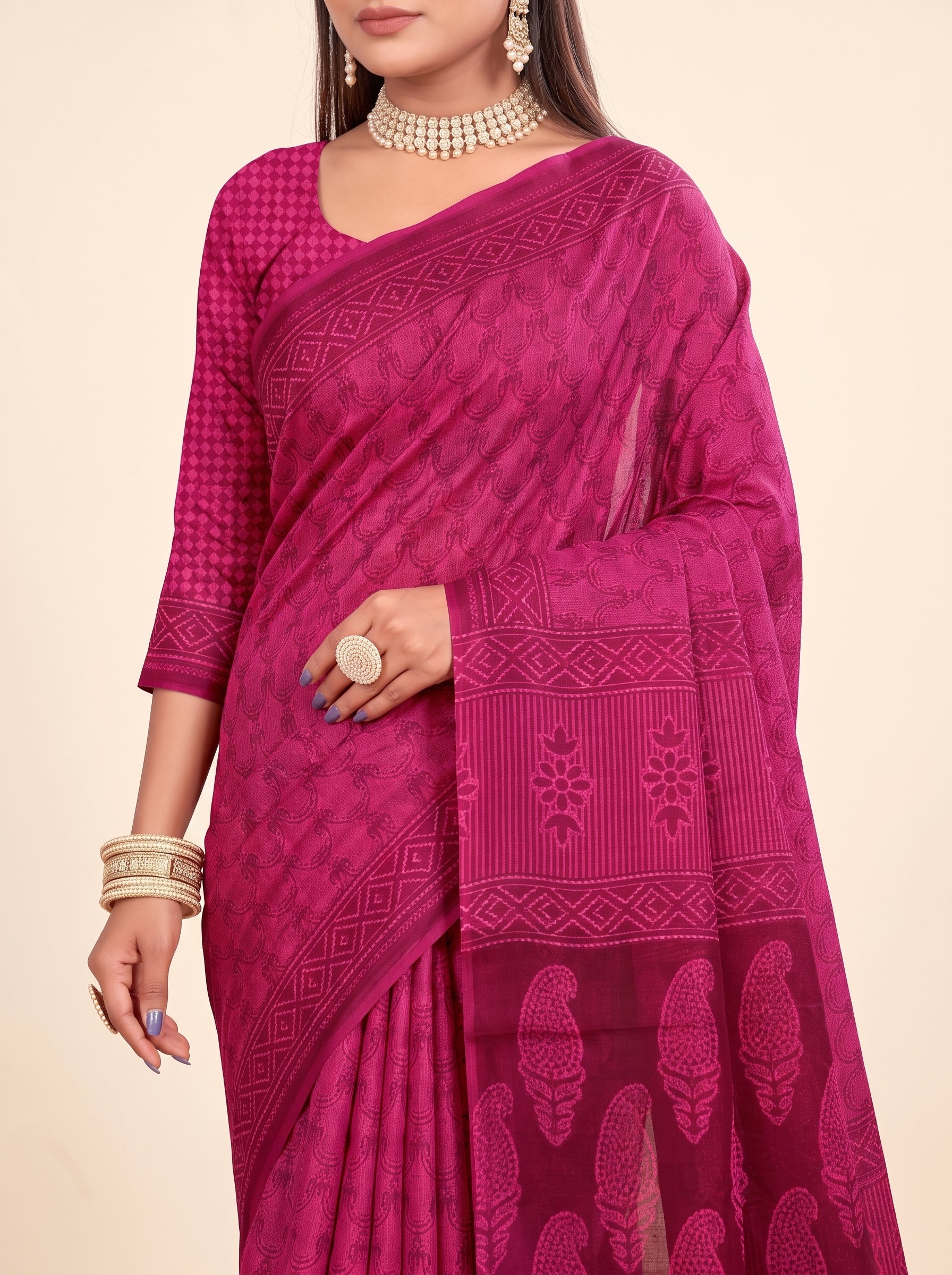Shared pallu close-up [sku:KN-55043]