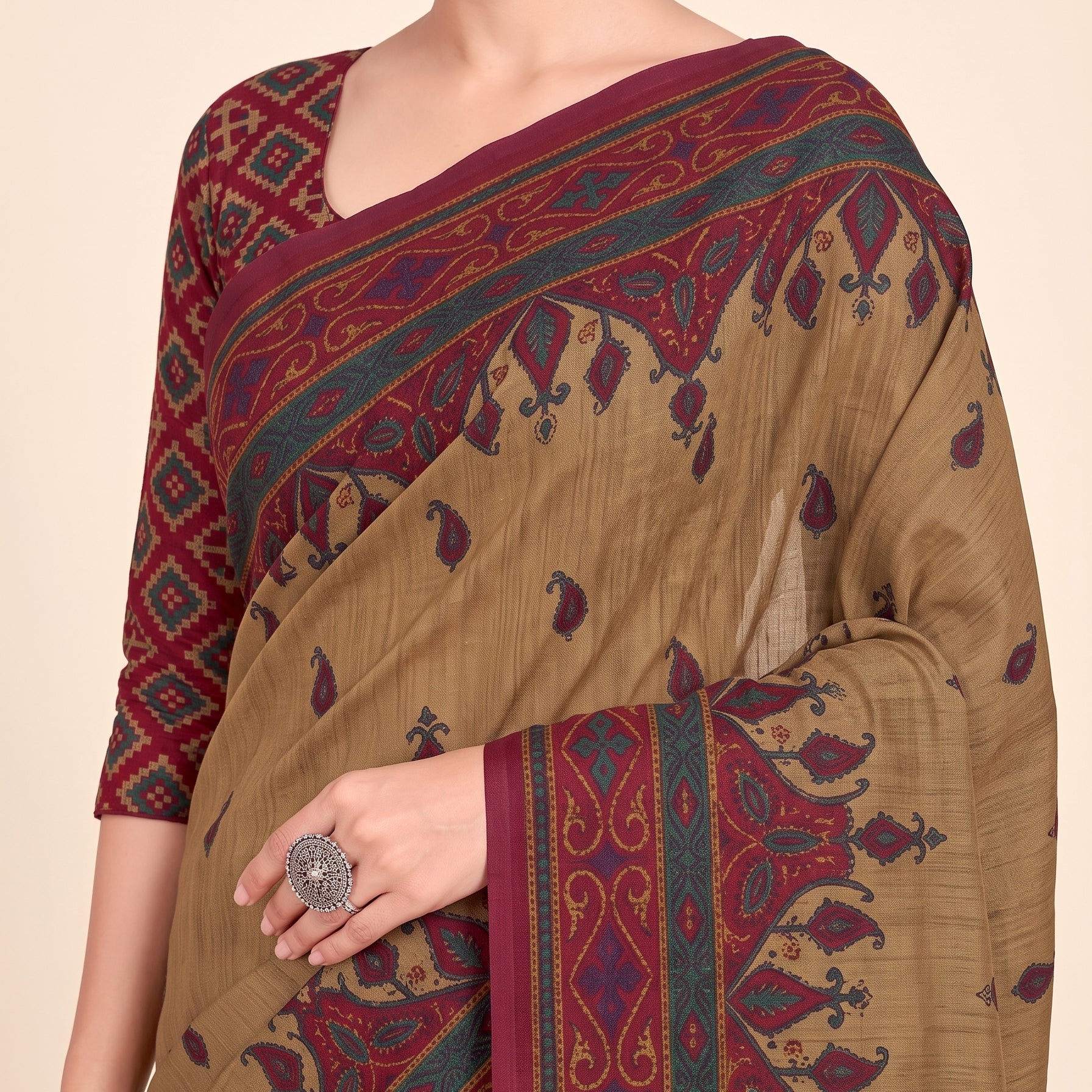 Pallu close-up [sku:KN-67479]