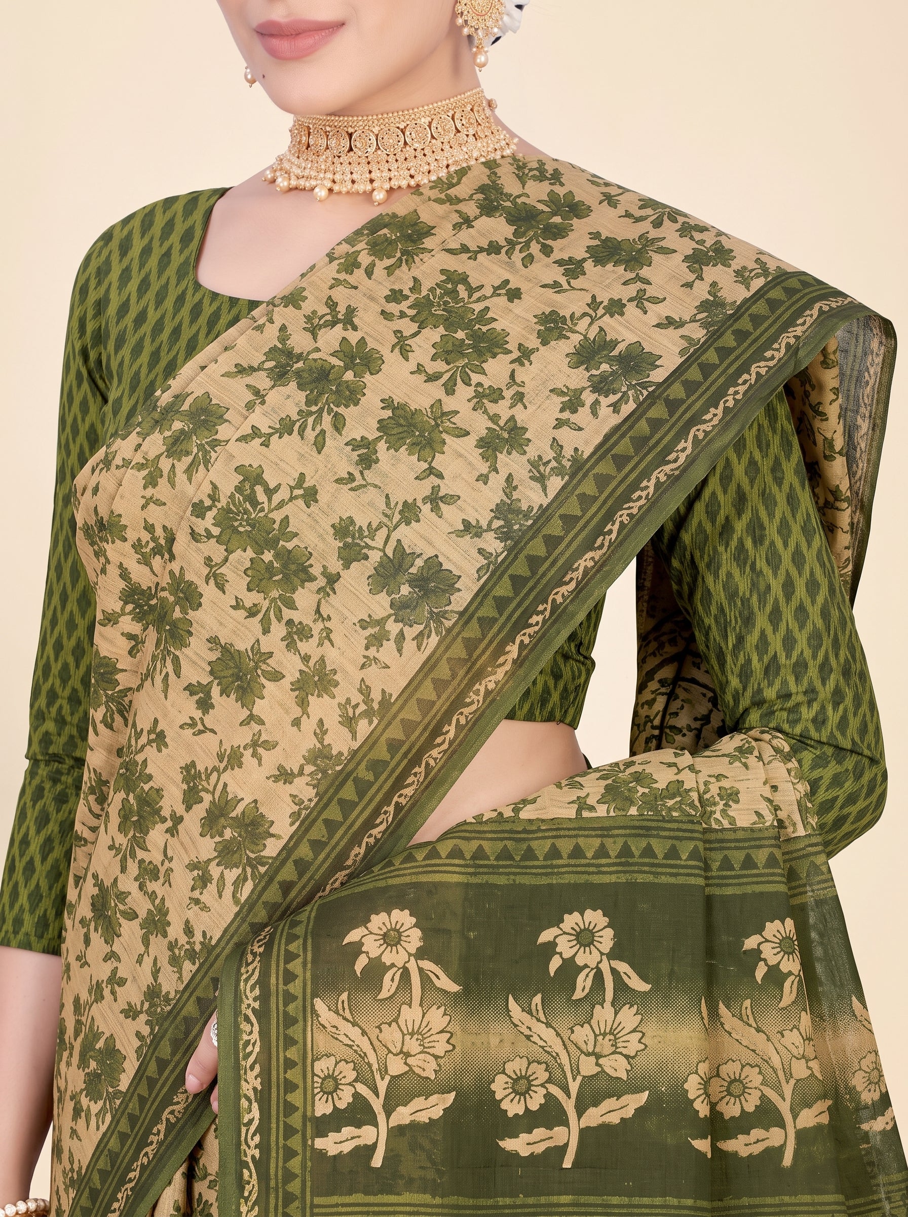 Shared pallu close-up [sku:KN-57987]