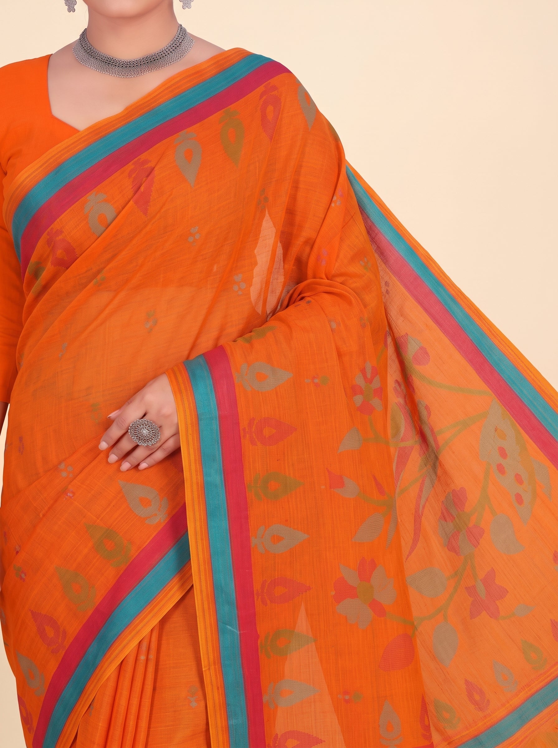 Shared pallu close-up [sku:KN-50828]