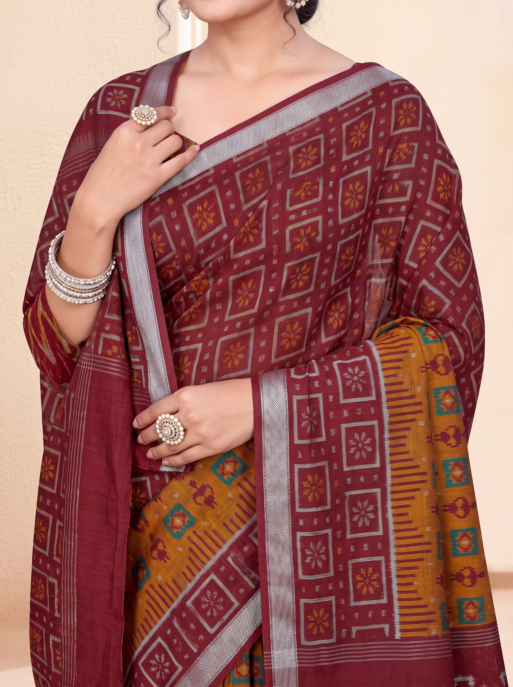 Shared pallu close-up [sku:JA-14407]