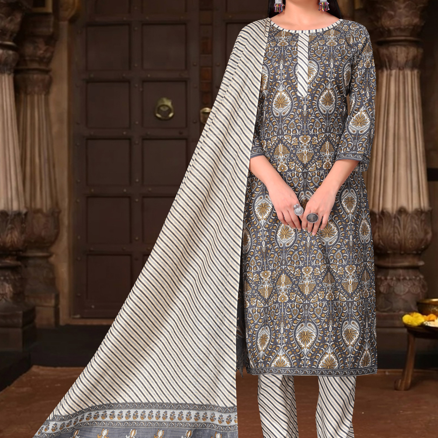 Grey and Gold cotton saree [sku:KN-68063]